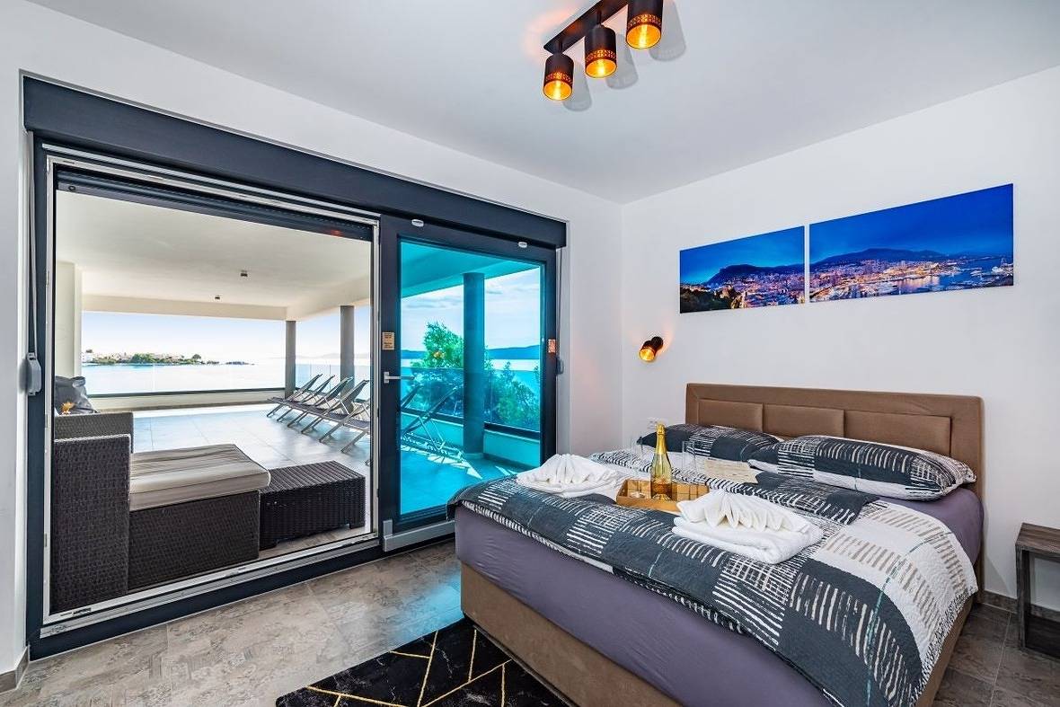 Ganze Ferienwohnung, P5 Monaco Penthouse /Sukosan in Sukosan, Zadar