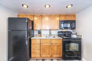 Beach Rental for 4 Guests in Napili-Honokowai, West Maui, Picture 2