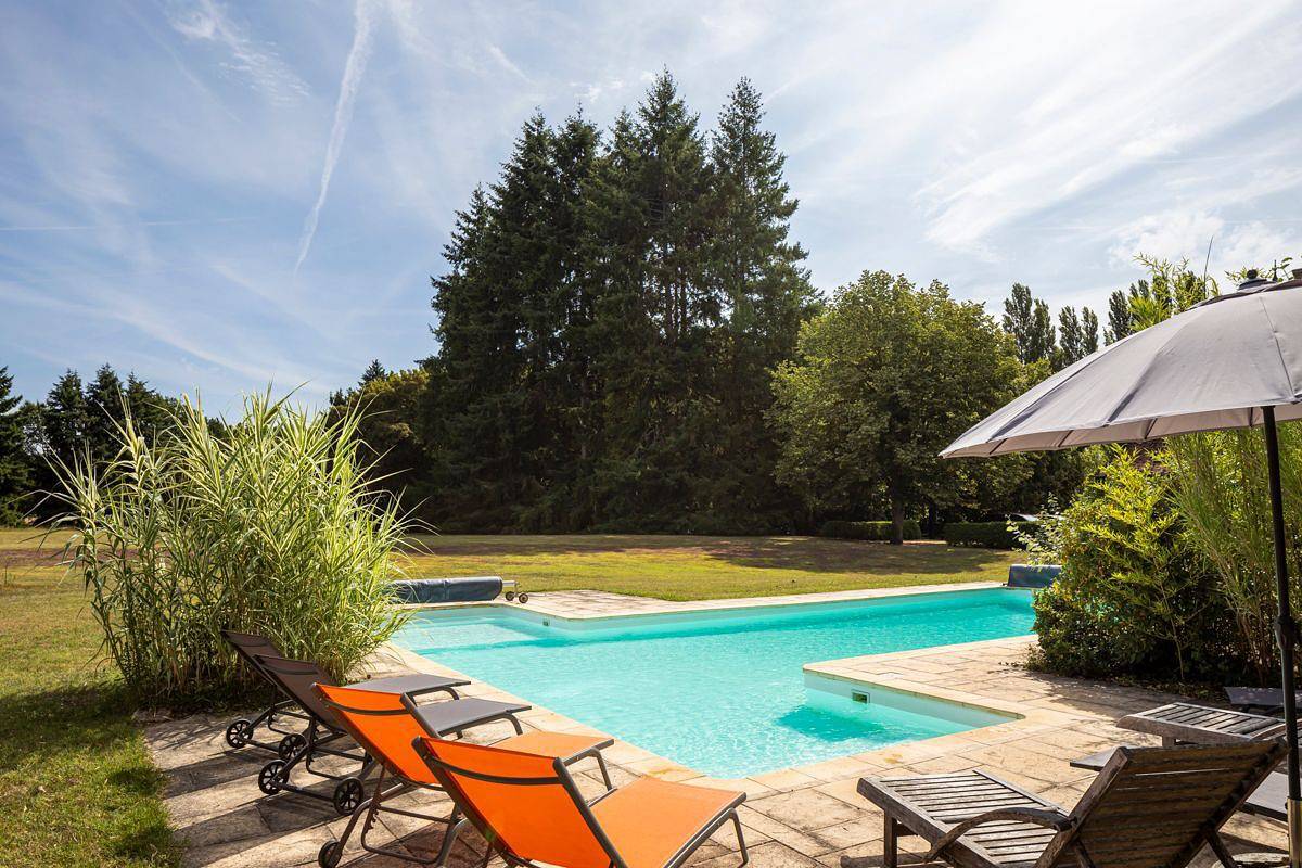 Château pour 14 personnes avec terrasse in Lombron, Sarthe