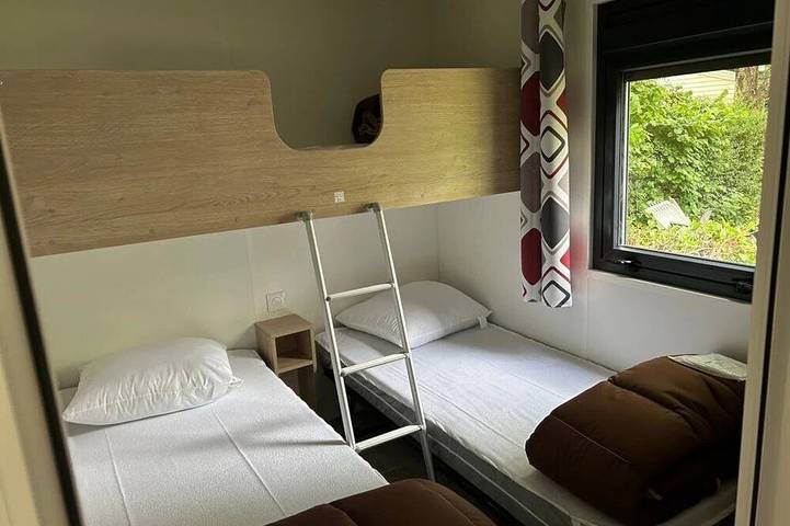 Mobil home pour 7 personnes dans Chateau De La Vigne - 3