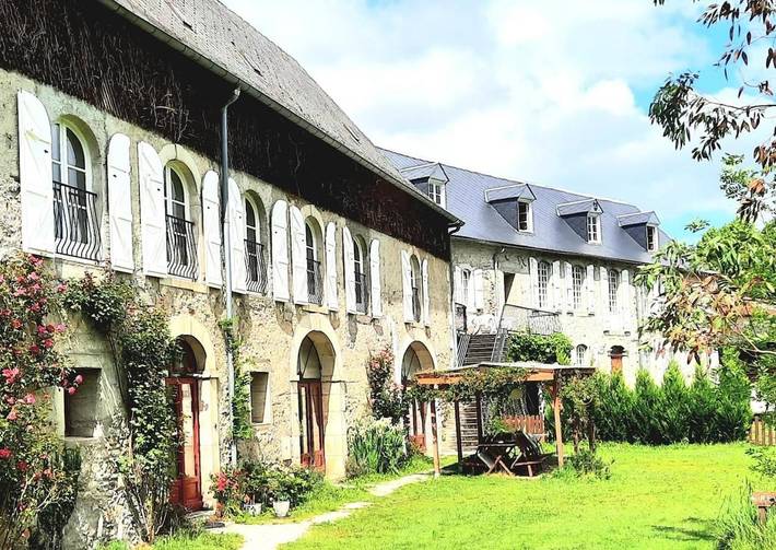 Chambre d’hôte pour 2 personnes, avec vue et jardin