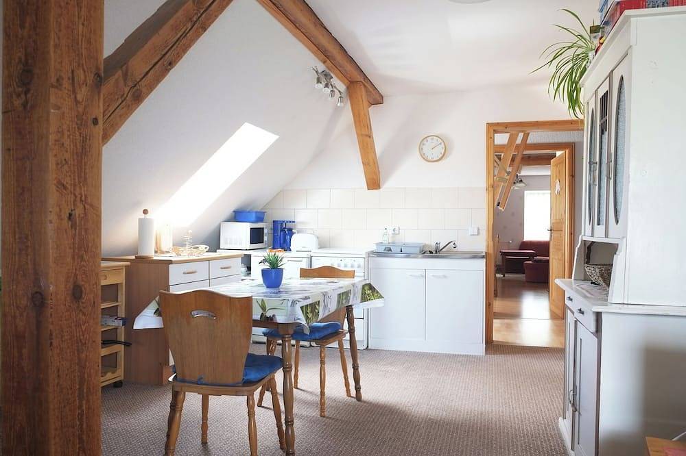 Ganze Wohnung, Reitpension Wiesengrund: gemütliches Appartement auf Reiter- und Bauernhof in Angermünde, Britzer Platte