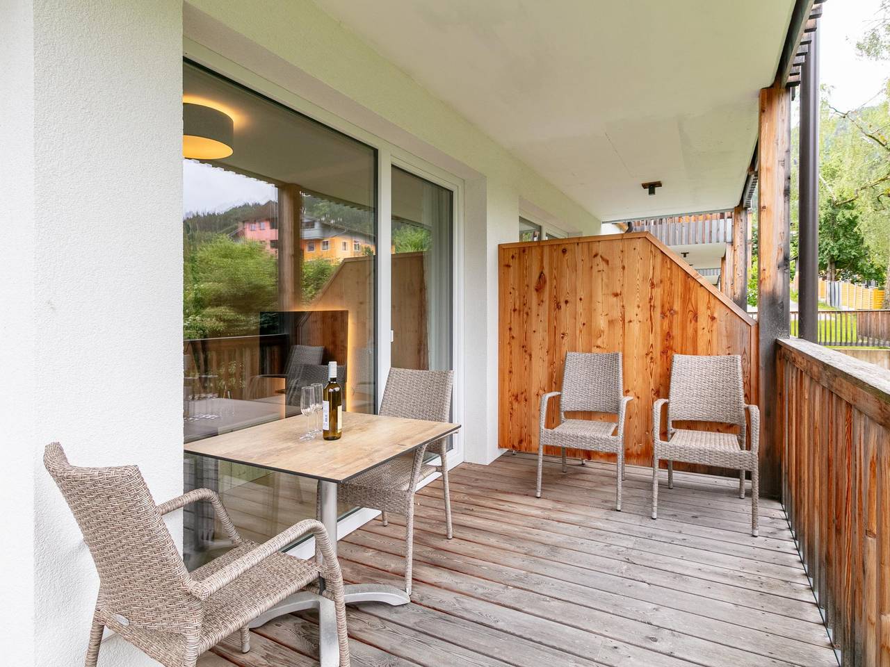 Ganze Wohnung, Luxuswohnung mit Süd-West-Balkon in Haus, Schladming-Dachstein