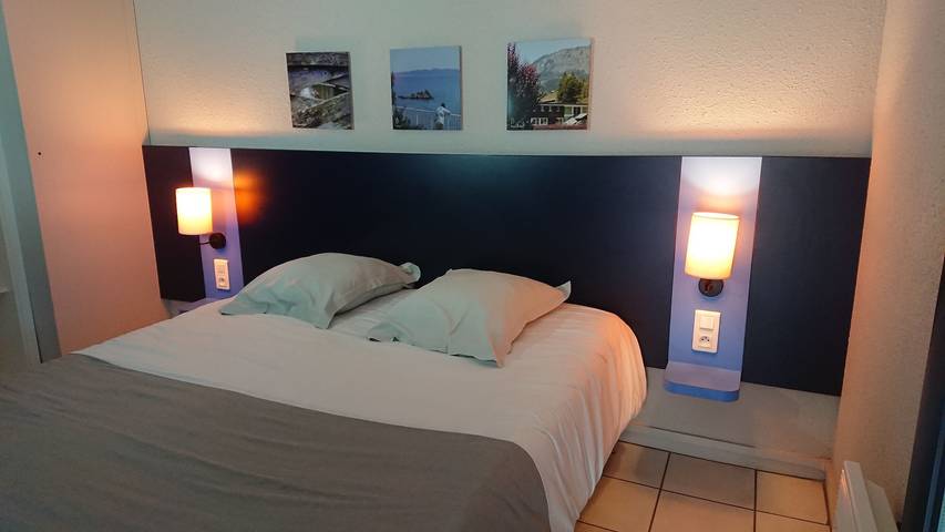 Gîte pour 4 personnes, avec balcon et piscine, animaux acceptés à Berrias-et-Casteljau - 3