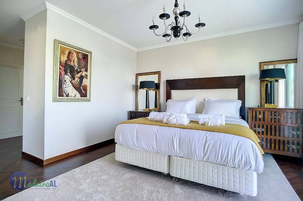 Pearls Beach Villa in Porto Moniz, Madeira