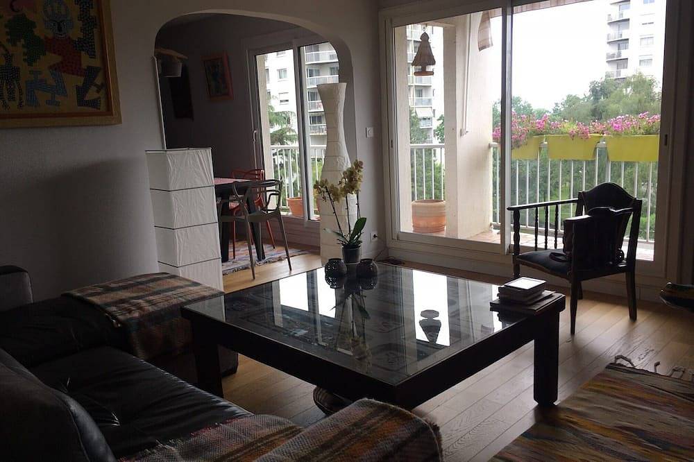Ganze Wohnung, Ideal location for visiting Bordeaux and the surrounding area, quiet apartment in Mérignac, Bordeaux und Umgebung