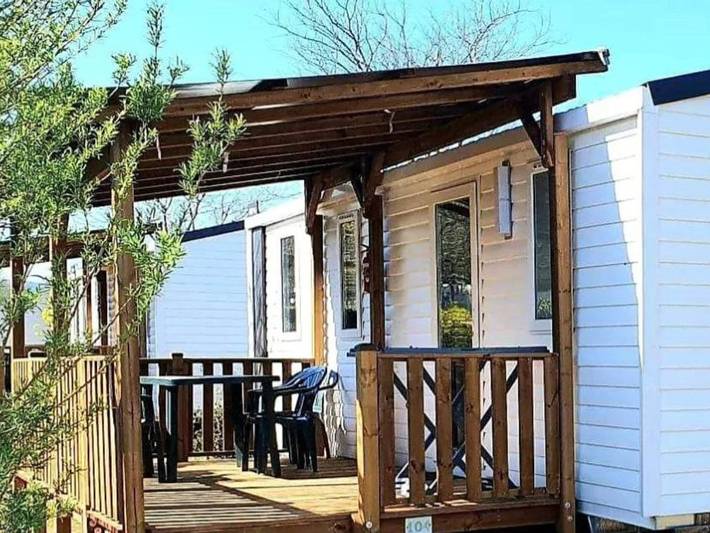 Mobil home pour 6 personnes, avec piscine