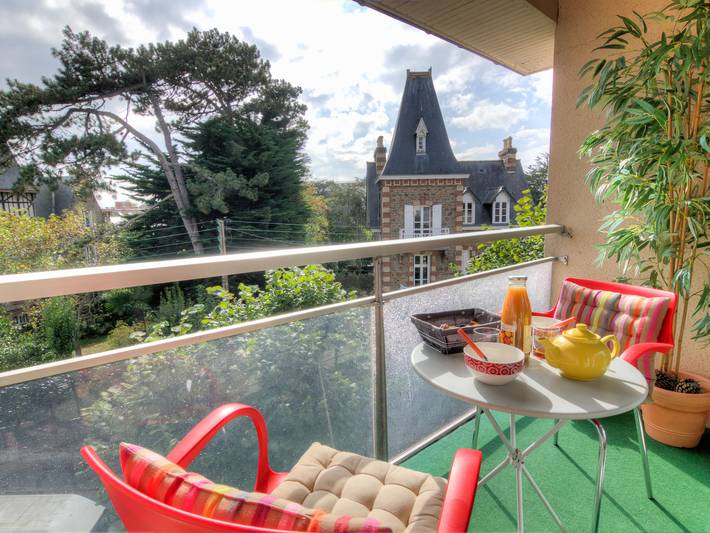 Ferienwohnung für 2 Personen, mit Balkon und Garten