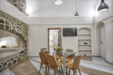 Ferienhaus für 12 Personen in Firostefani, Thera, Bild 3