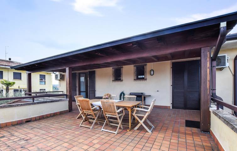 Maison de vacances pour 5 personnes, avec Terrasse et Jardin dans Cisano