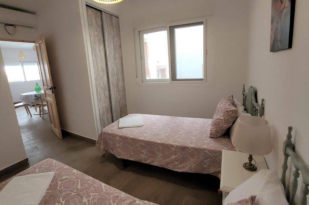 Apartamento entero, V2 Casa del Castillo Vut entreplanta by Naturadrada in La Adrada, Provincia de Ávila