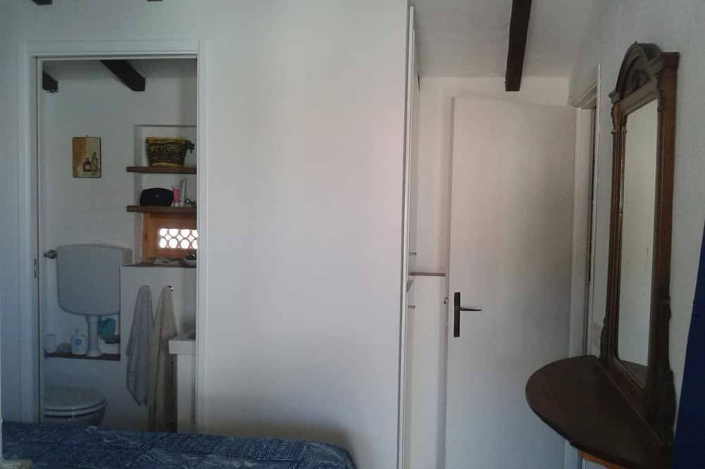 Casa nel borghetto marinaro, a pochi passi dal mare in Campo nell'Elba, Isola d'Elba