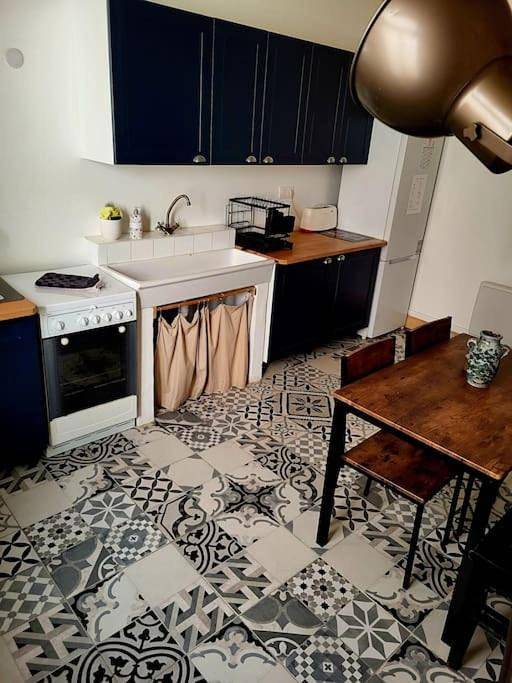 Appartement entier, T2 Duplex "Chez Évelyne" in Remoulins, Région de Nîmes