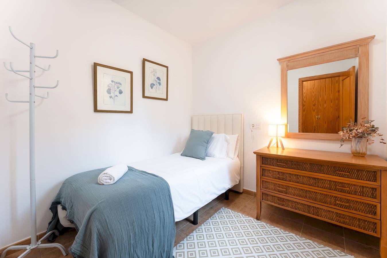 Hel lägenhet, Cosy 2 Bed set in a quiet street of Los Boliches - Pass the Keys in Fuengirola Centre, Fuengirola