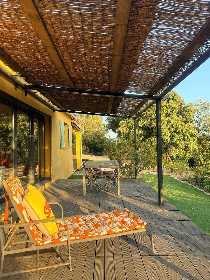 Maison de vacances pour 6 personnes, avec jardin ainsi que vue et piscine - 1