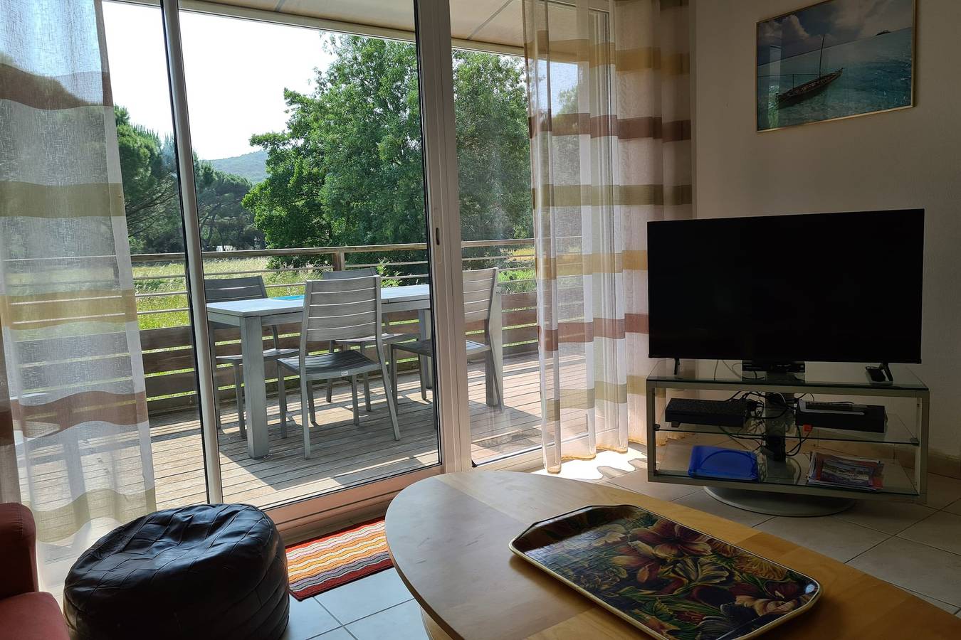 Ganze Wohnung, Spacious apartment with pool in Saint-Raphaël, Massif de l'Esterel