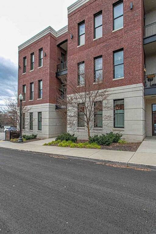 Ganze Wohnung, Luxury Corner Condo ~ Walk to Old City in Knoxville, Knox County (TN)