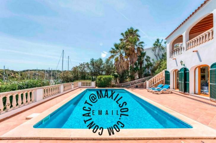 Location de vacances pour 8 personnes, avec piscine ainsi que jardin et terrasse à Port d'Addaia - 2