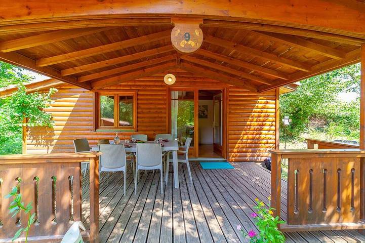 Gîte pour 5 personnes, avec piscine et terrasse à Martres-Tolosane