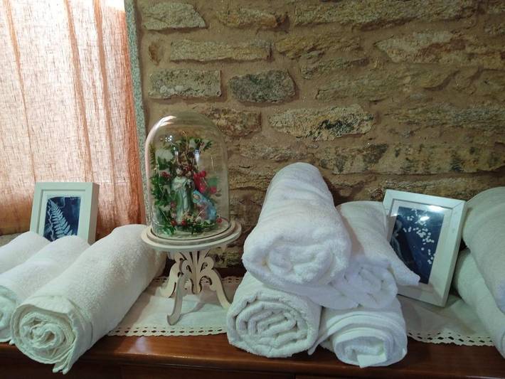 Apartamento para 6 personas, con vistas y jardín además de piscina y piscina para niños en Villalba