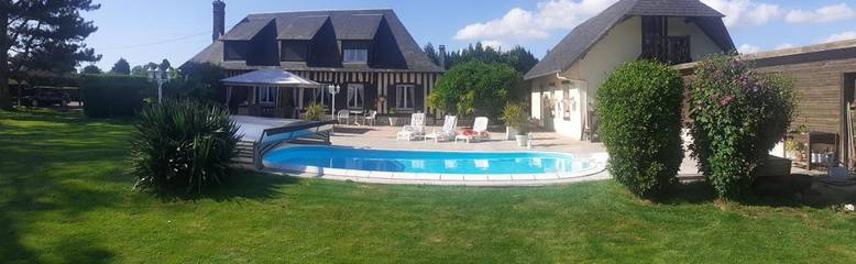 Chambre d’hôte pour 2 personnes, avec jardin ainsi que piscine et vue à Beuzeville