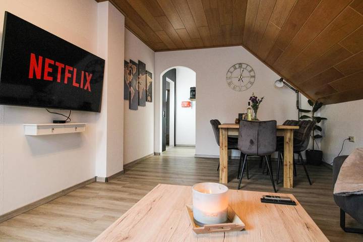 Ferienwohnung für 6 Personen, mit Garten und Sauna sowie Ausblick, mit Haustier in Neef - 2