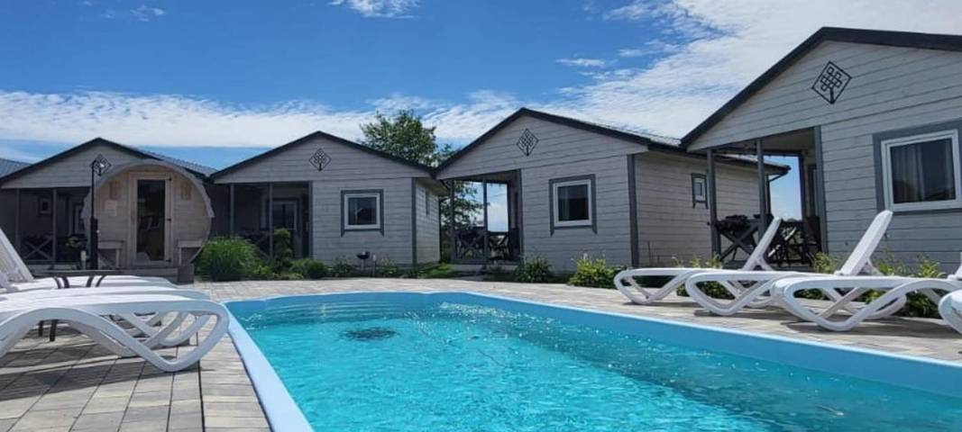 Ferienhaus für 6 Personen, mit Garten und Pool sowie Sauna und Whirlpool - 1