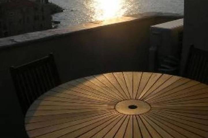 Gîte pour 4 personnes, avec Terrasse dans Office De Tourisme De Saint Florent