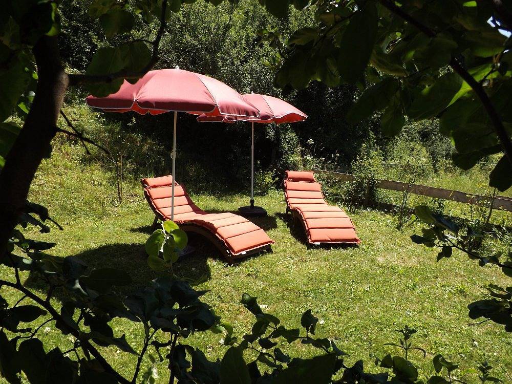 Ganze Ferienwohnung, Landhaus Brockhaus - Ferienwohnung mit 2 Schlafzimmern und überdachtem Balkon in Rettenberg, Bayerisch Schwaben
