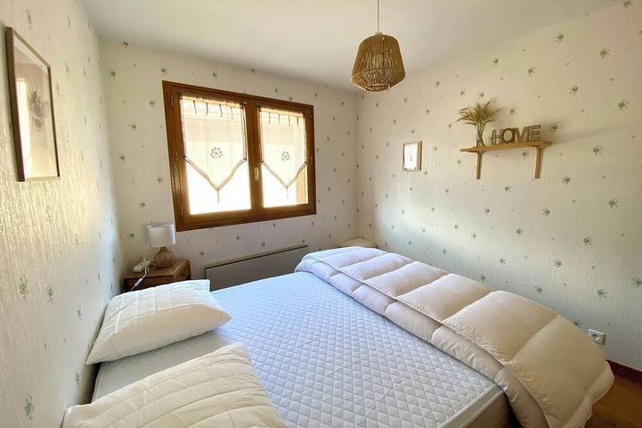 Gîte pour 6 personnes, avec jardin et balcon à Valezan - 4