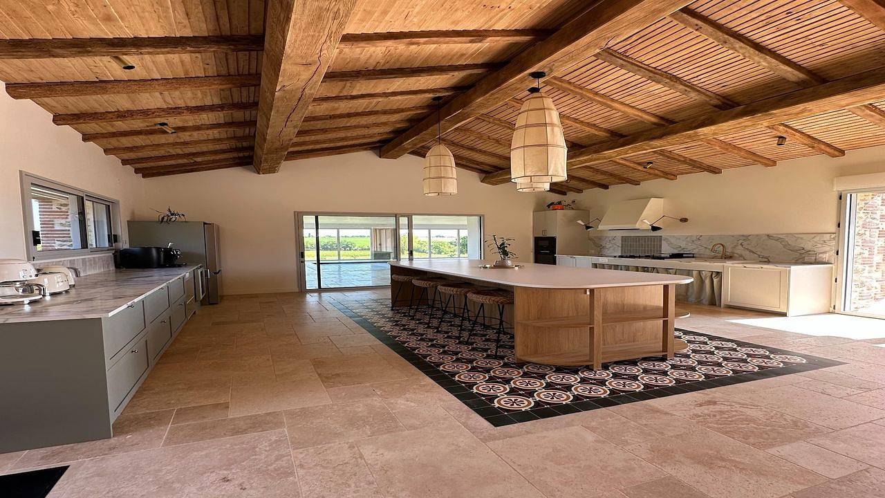 Maison de vacances pour 15 personnes avec jacuzzi in Sainte-Cécile (Vendée), Vallée de la Loire