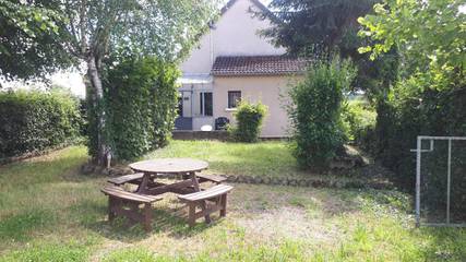 Gîte pour 2 personnes, avec vue et jardin, animaux acceptés à Corbigny