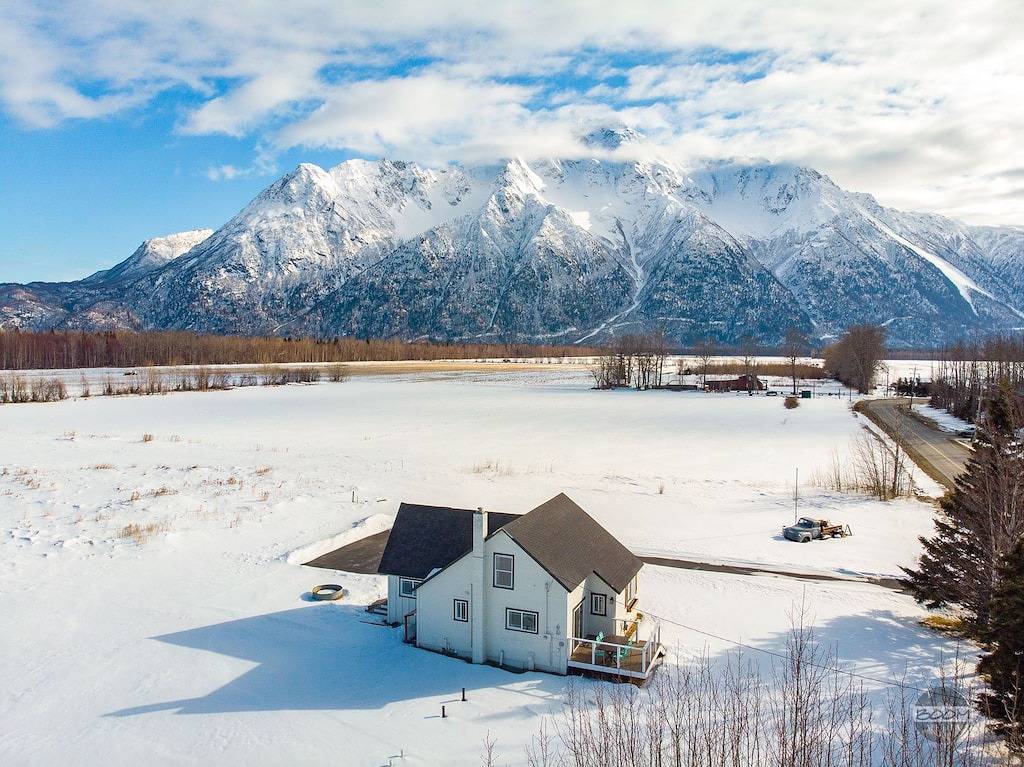 Revival Acres: Historic Farmhouse on 5 Acres w/Stunning Mountain Views in Matanuska-Susitna