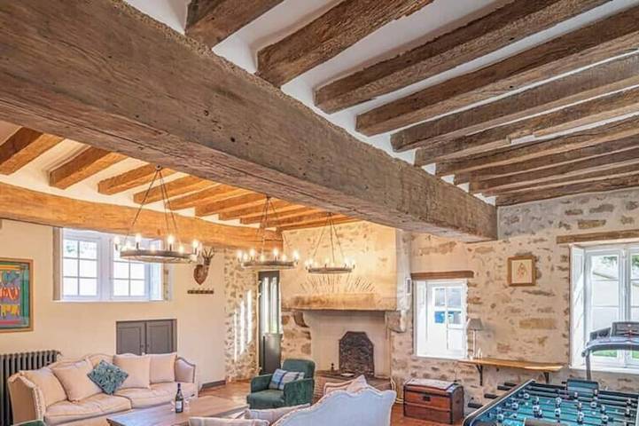 Location de vacances pour 18 personnes, avec Balcon et Piscine à Coulaines - 3