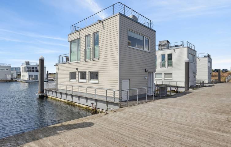 Hausboot für 4 Personen, mit Sauna und Terrasse in Olpenitz