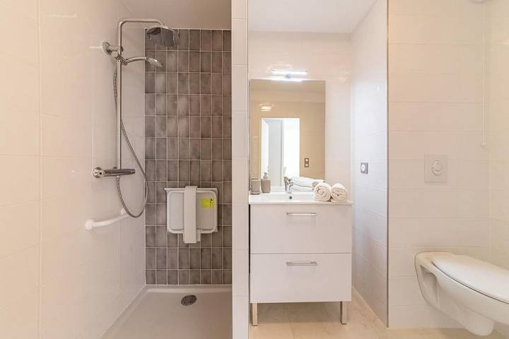 Gîte pour 2 personnes, avec balcon et vue à Les Angles (Gard) - 3