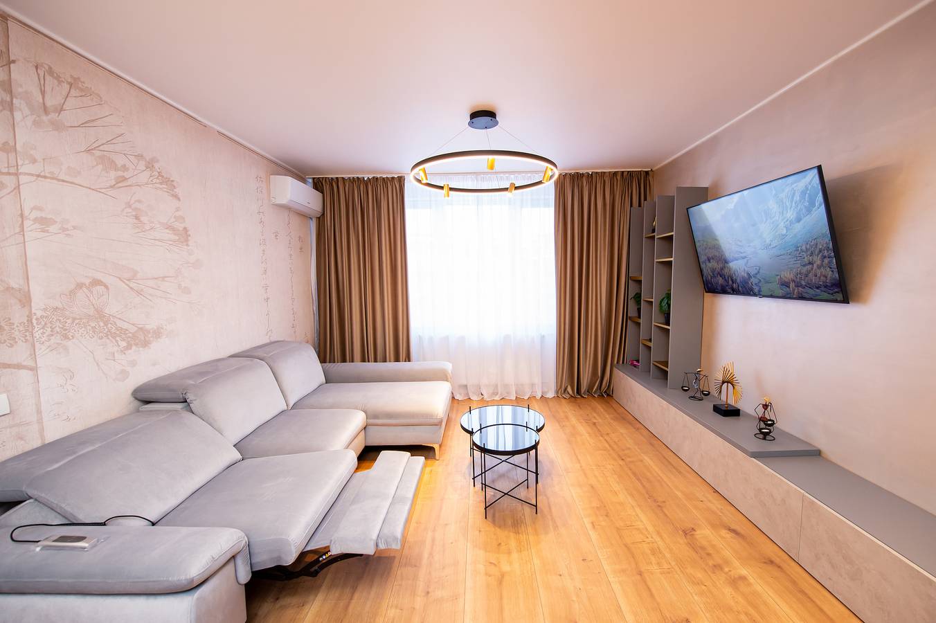 Apartamento entero, Sakura - Apartamento de un dormitorio - junto a la Avenida Victoria y el Parque Cismigiu in Bucarest, Walachia