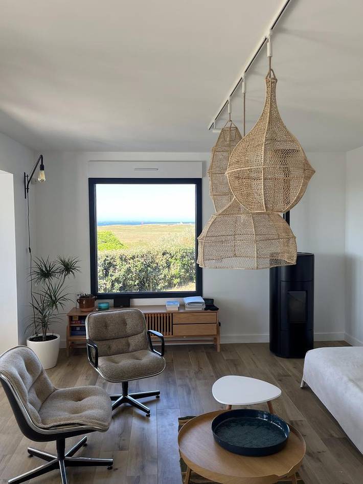 Gîte pour 8 personnes, avec terrasse et jardin dans Plage Kerminihy - 4