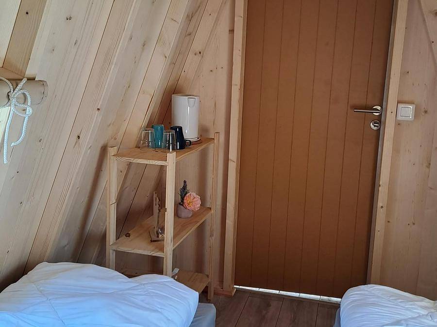 Camping Kerlaz - Uniek 2 personen - Tipi hut 12m², 2 slaapkamers 2023 zonder eigen badkamer in Tréguennec, Côte de Cornouaille