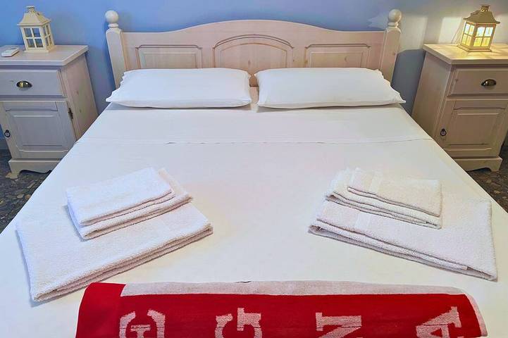 Appartement entier, Emy Mare apartment: beaches within a 5-minute walk in Scogliolungo, Porto Torres