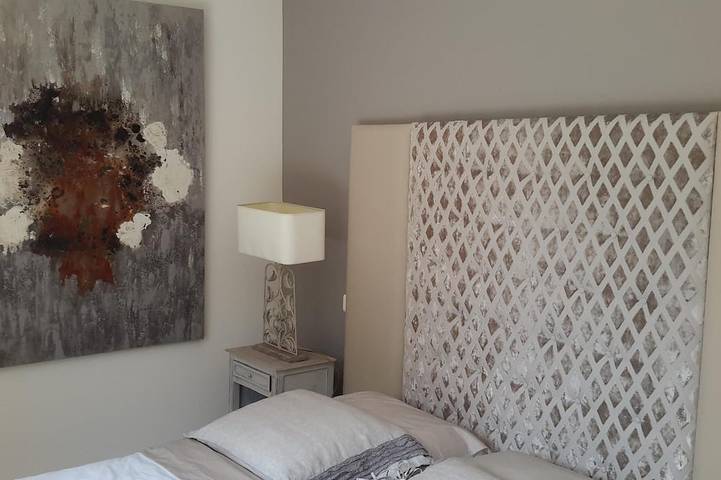 Location de vacances pour 8 personnes, avec jardin et jacuzzi dans Sentier des Ocres - 2