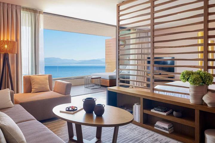 Hôtel pour 3 personnes, avec Balcon et Jacuzzi ainsi que Terrasse et Jardin dans Benitses - 4