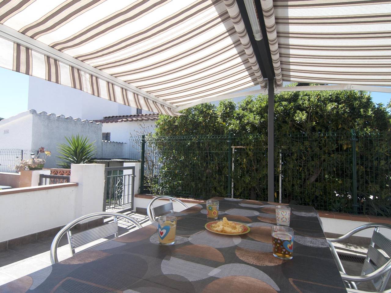 House with community pool near the beach in L'Escala in l'Escala, Upper Empordà