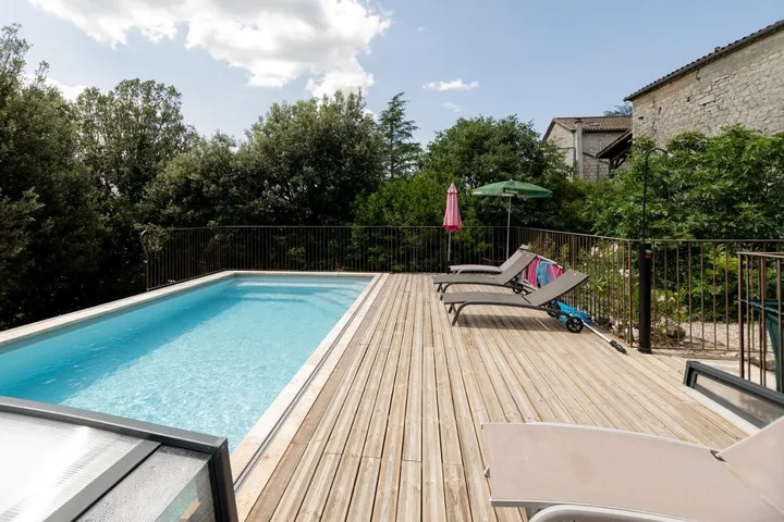 Casa de vacaciones para 16 personas, con jardín y piscina, Se admiten mascotas - 1