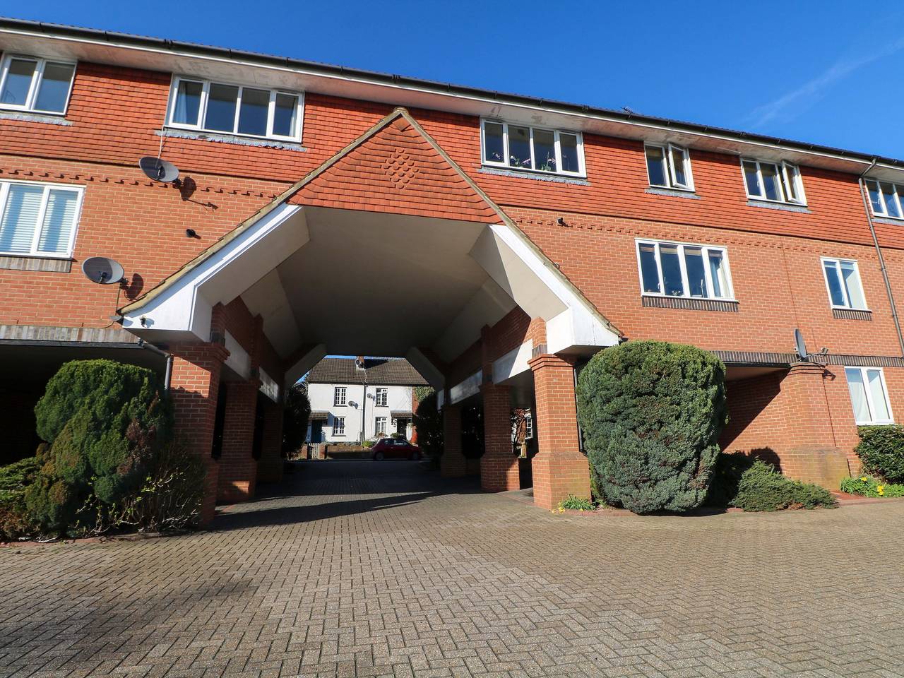 Entire apartment, Farnham Park Apartment in Farnham, Surrey