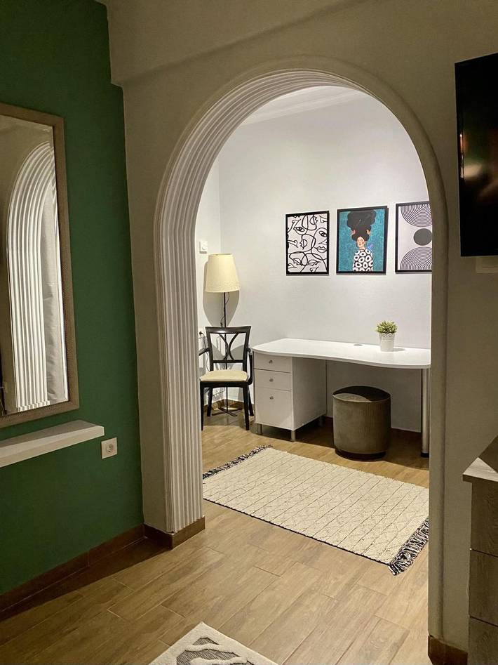 Ganze Wohnung, Ferienwohnung für 5 Personen mit Garten in Nea Ionia, Magnisia