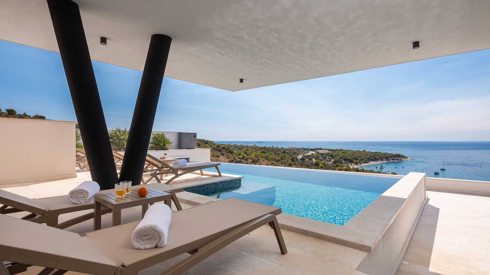 Villa Sea Grace mit Pool in Beach Rtić, Primosten