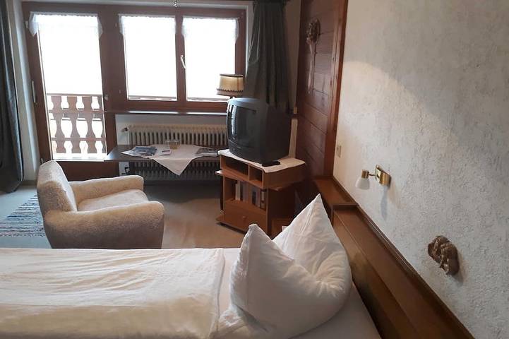 Chambre d’hôte pour 2 personnes, avec Jardin et Piscine