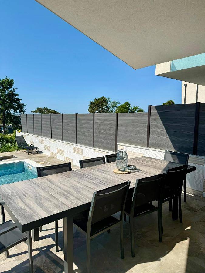 Ferienhaus mit Meerblick für 10 Personen, mit Garten und Pool sowie Terrasse und Ausblick, mit Haustier in Poreč - 3