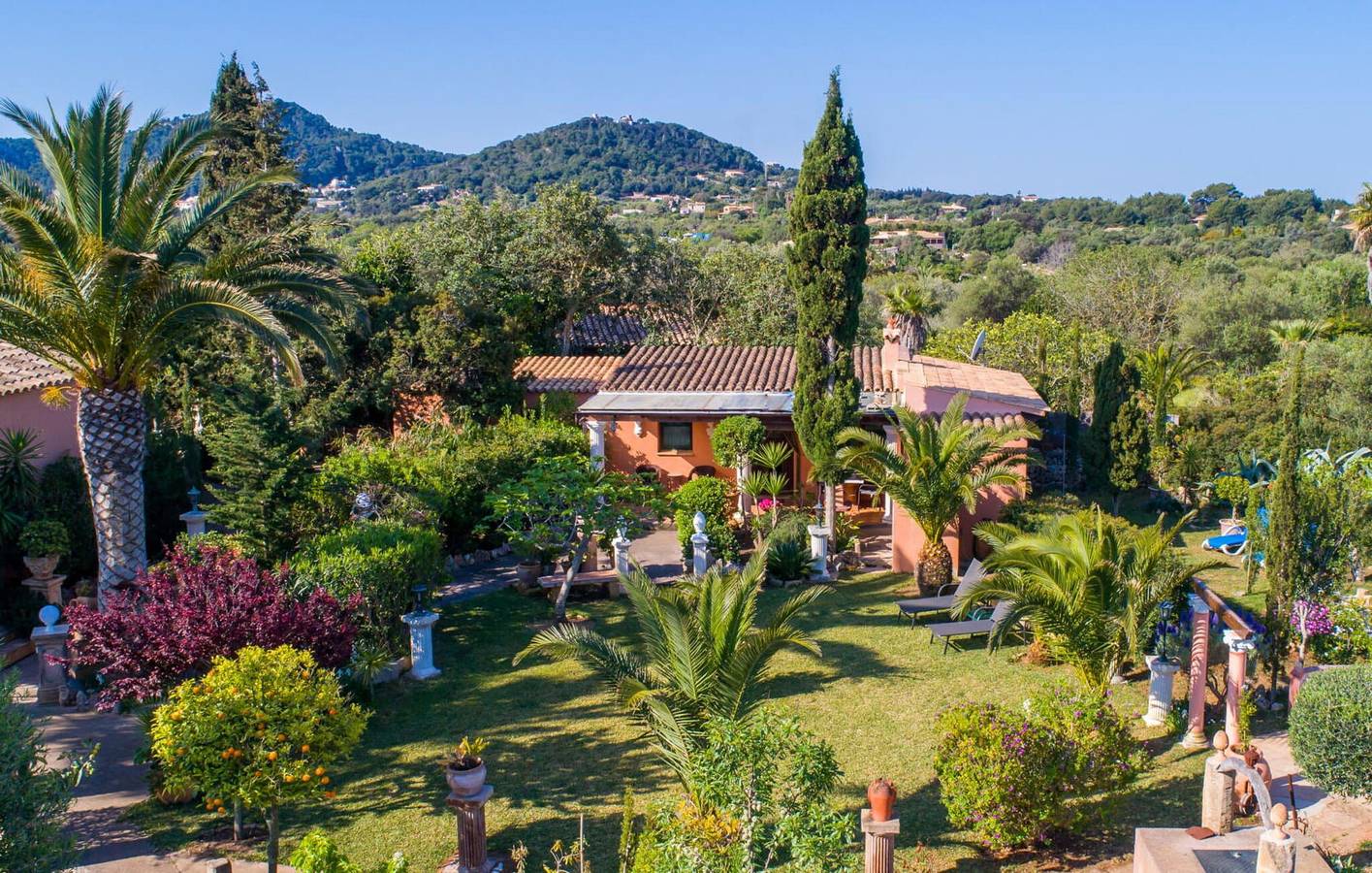 Apartment mit Meerblick, Terrasse und AC, 2 km zum Strand in Capdepera, Mallorca Osten